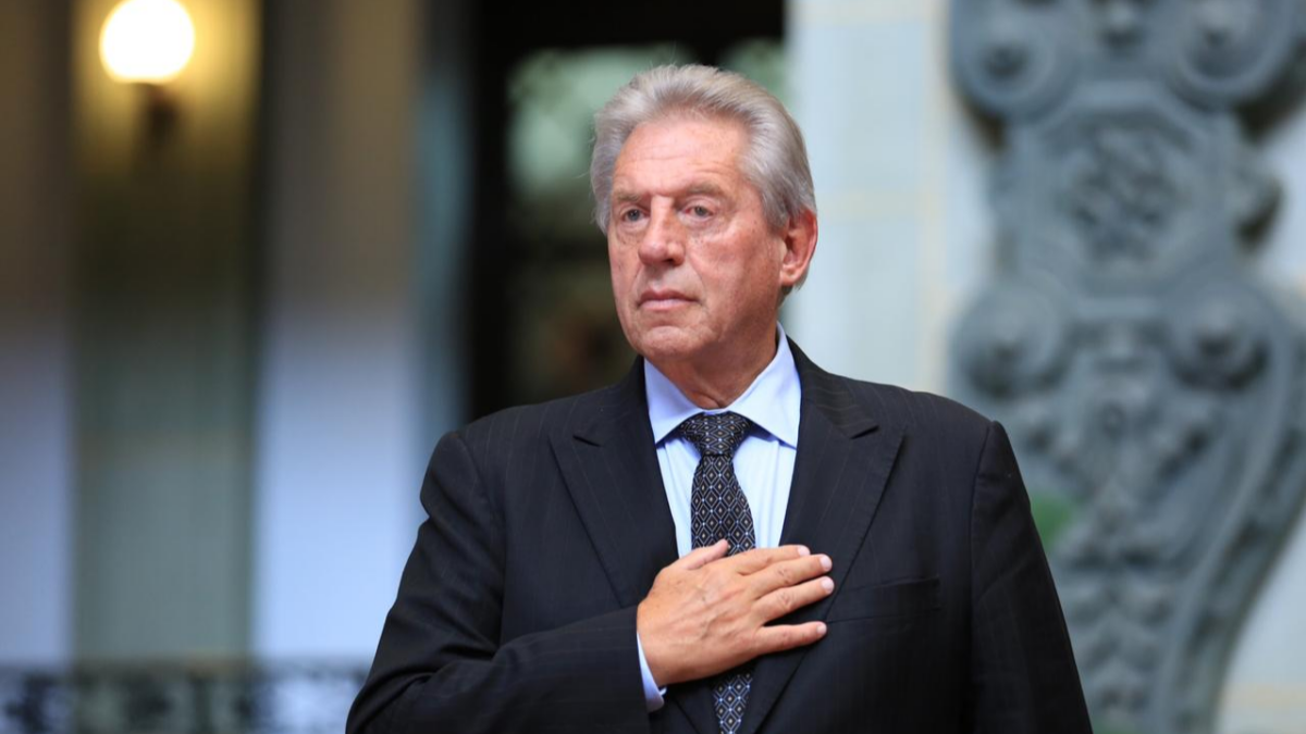 John C Maxwell Quotes